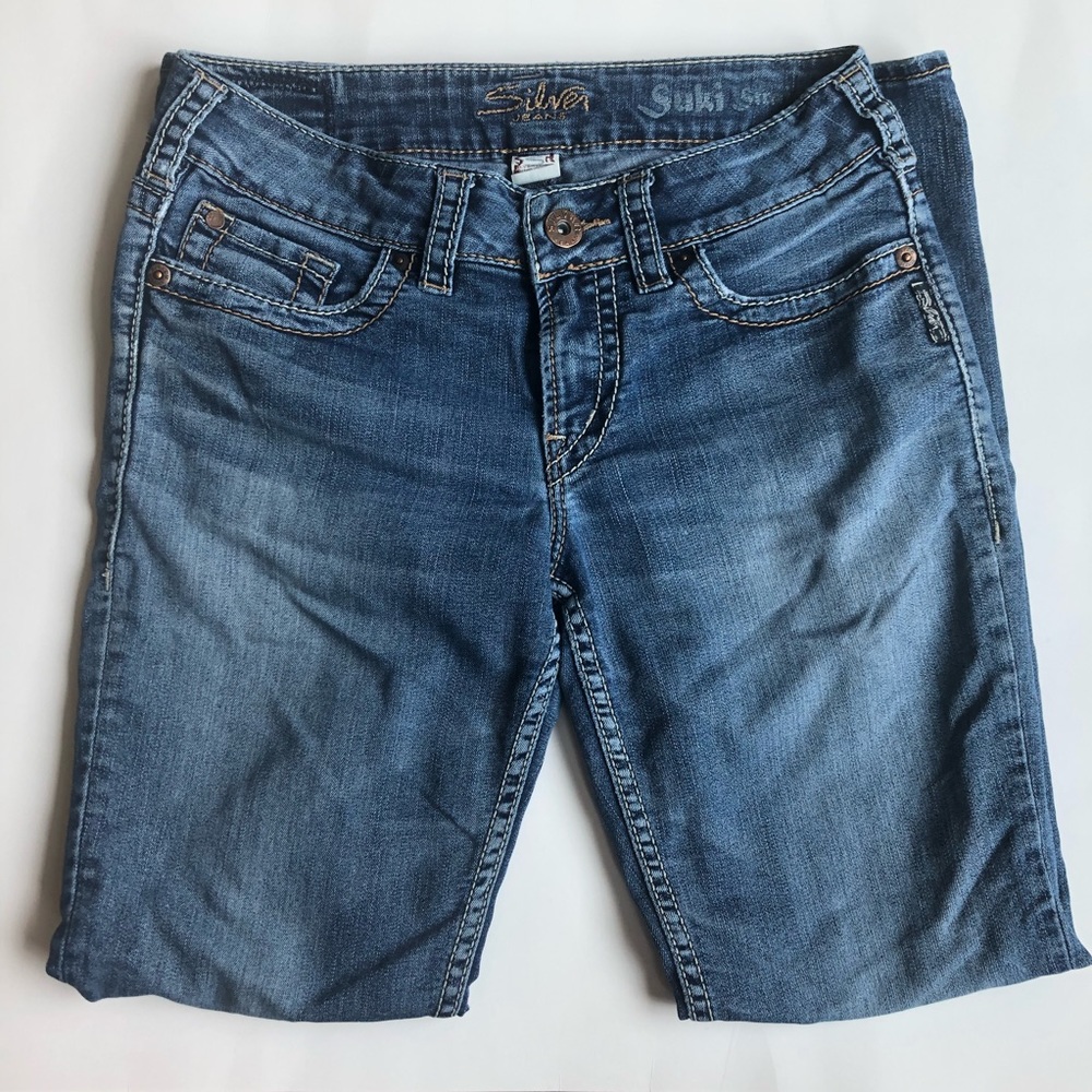 Silver Suki Straight Medium Wash Jeans Size 28